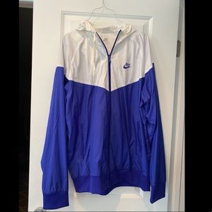 NIKE windbreaker - never worn